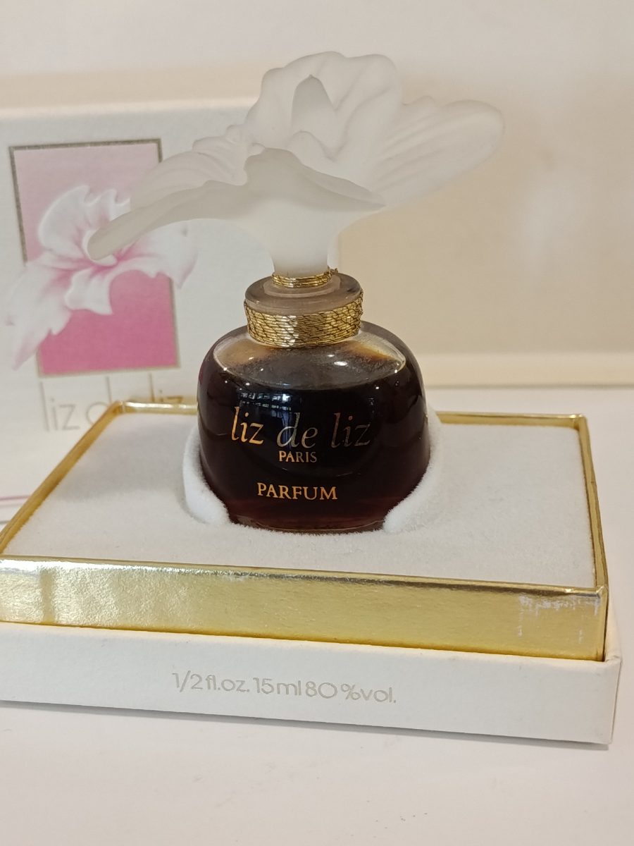 Liz, Liz : photo 1 : Liz de Liz, créé par la maison Liz Paris vers 1945. Flacon 15 ml scellé