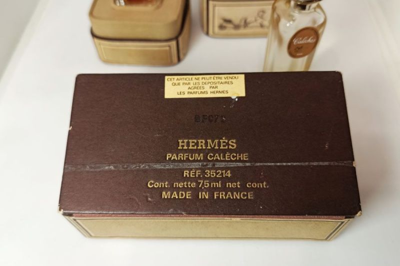 Lot de 2 flacons factices, Hermes : photo 7 d'un flacon de parfum ancien