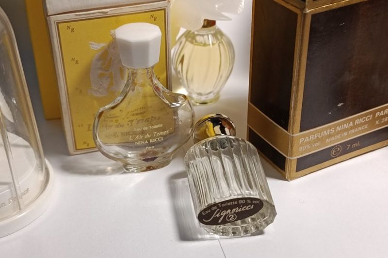 Lot de Miniatures, Nina Ricci : photo 7 d'un flacon de parfum ancien