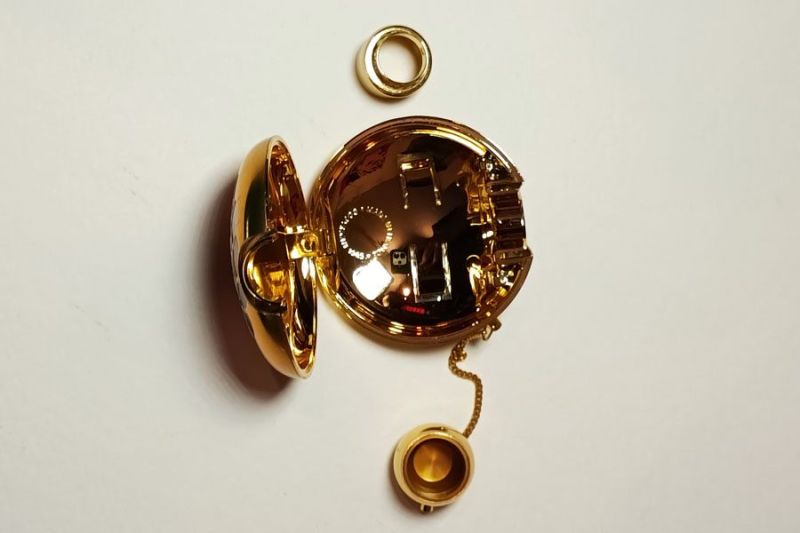 Flacon n° 24 : photo 4 d'un flacon de parfum ancien