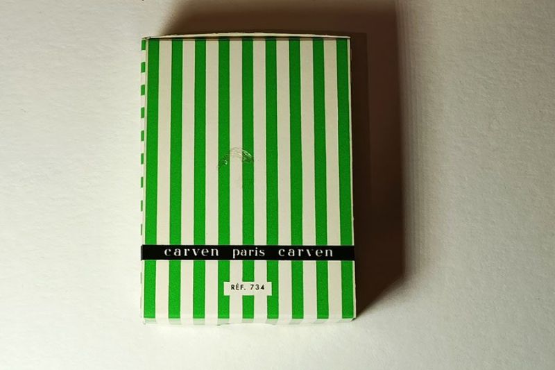 Flacon n° 25 : photo 2 d'un flacon de parfum ancien
