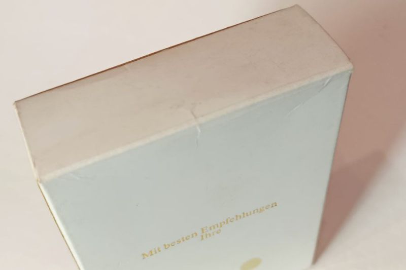 Chamade, Guerlain : photo 4 d'un flacon de parfum ancien