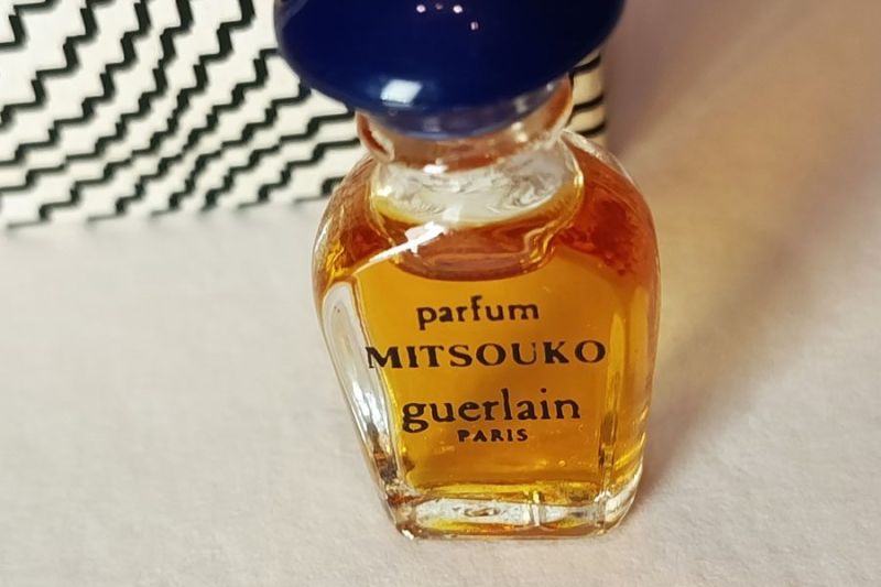 Mitsouko, Guerlain : photo 4 d'un flacon de parfum ancien