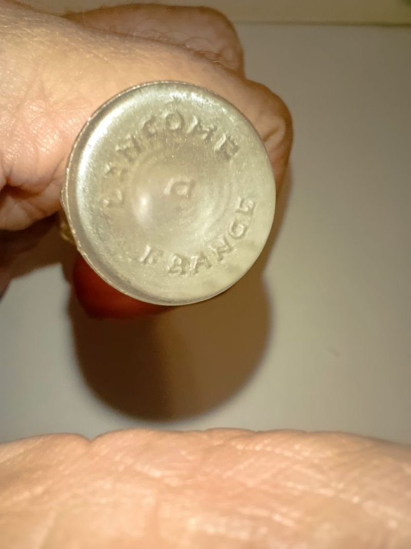 Flacon dit « Bambou », Lancôme : photo 5 : Flacon dit « Bambou », créé initialement à la fin des années 1940 / début des années 1950 pour contenir des eaux de toilette ou d'imitation…