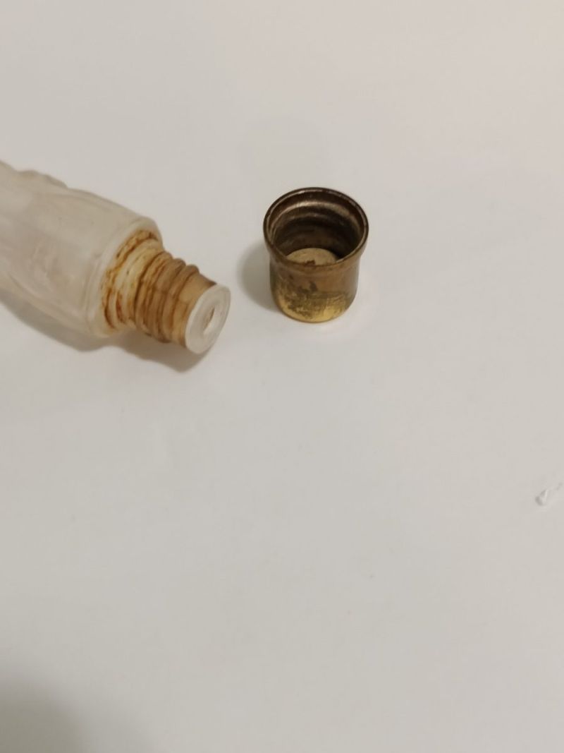 Flacon dit « Bambou », Lancôme : photo 4 : Flacon dit « Bambou », créé initialement à la fin des années 1940 / début des années 1950 pour contenir des eaux de toilette ou d'imitation…